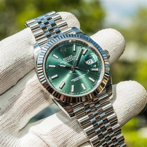 rolex oyster perpetual datejust green|rolex datejust 41 oyster steel.